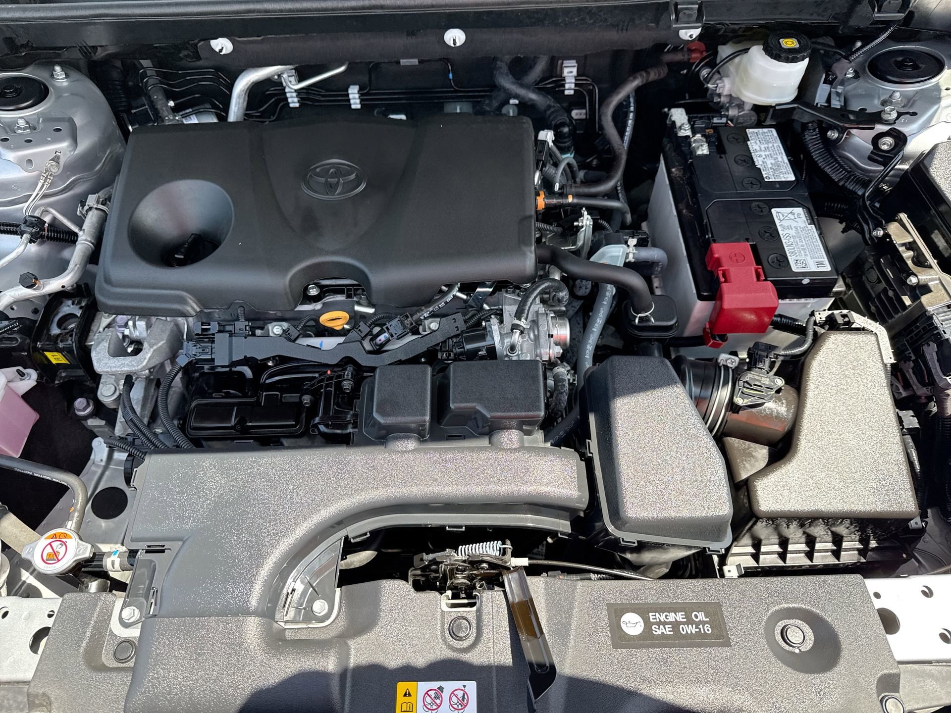 Certified 2025 Toyota RAV4 LE FWD image 17