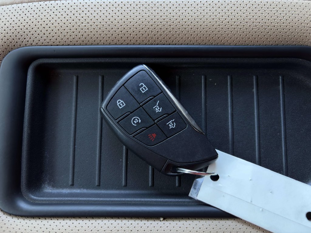 Used 2024 Chevrolet Tahoe Premier RWD image 30