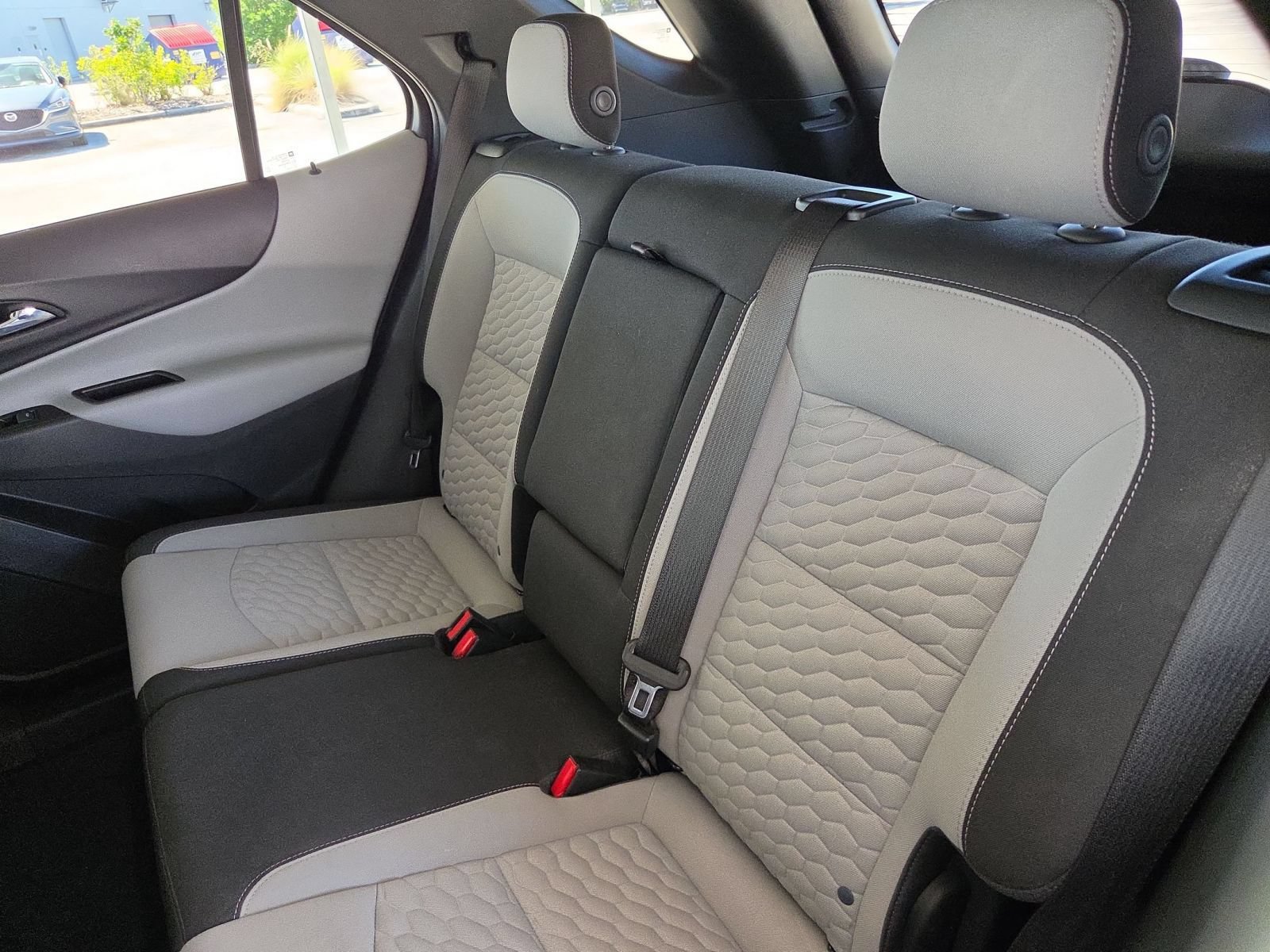 Used 2020 Chevrolet Equinox LS w/ LS Convenience Package FWD image 24