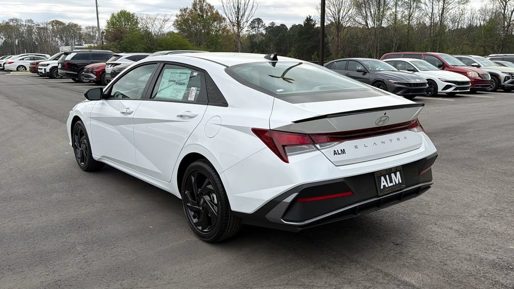 New 2026 Hyundai Elantra Sport w/ Cargo Package FWD image 8