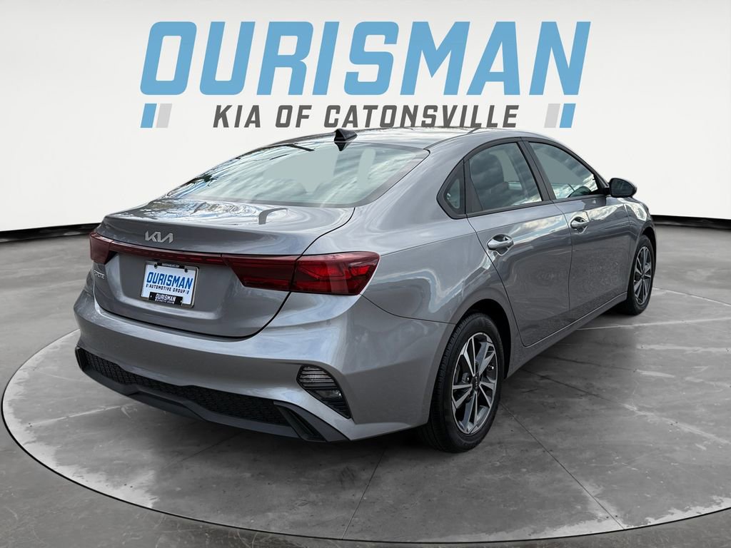 Used 2024 Kia Forte LXS image 6