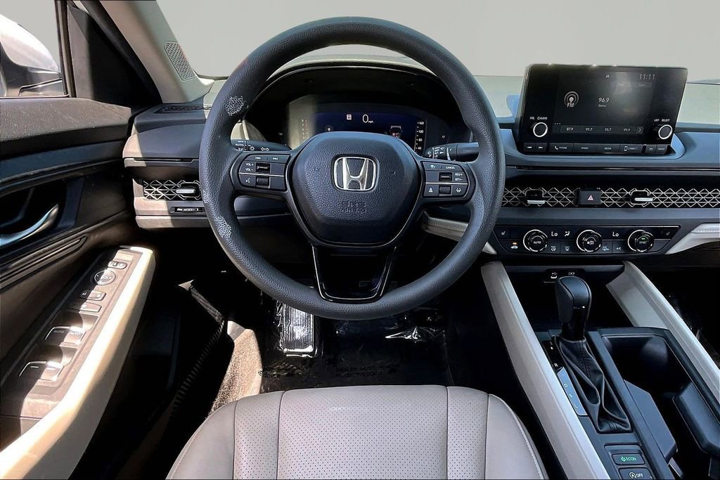 Used 2024 Honda Accord EX image 9
