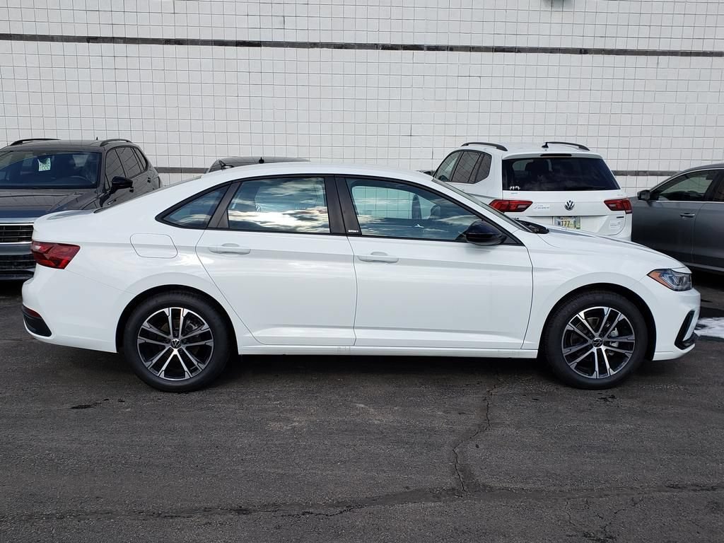 New 2026 Volkswagen Jetta Sport FWD image 2