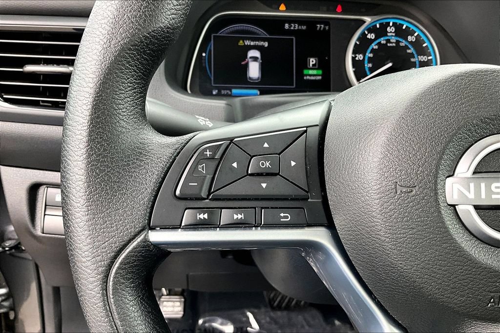 Used 2025 Nissan Leaf S FWD image 13