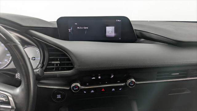 Used 2022 MAZDA MAZDA3 s image 29