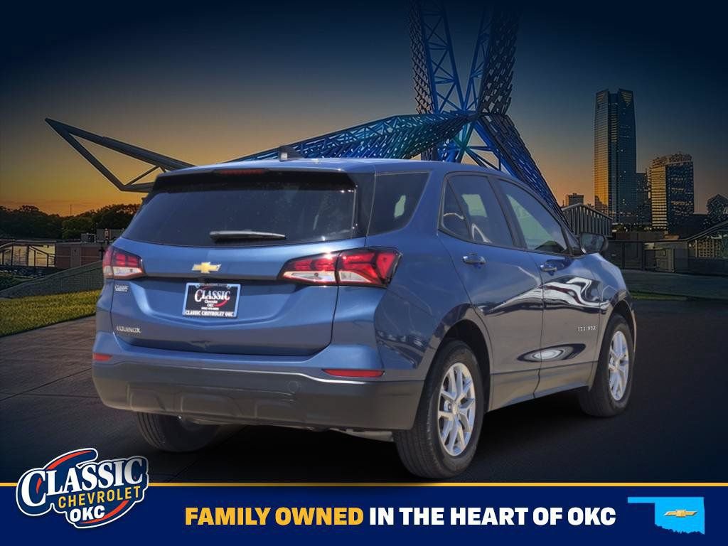 Used 2024 Chevrolet Equinox LS w/ LS Convenience Package FWD image 7