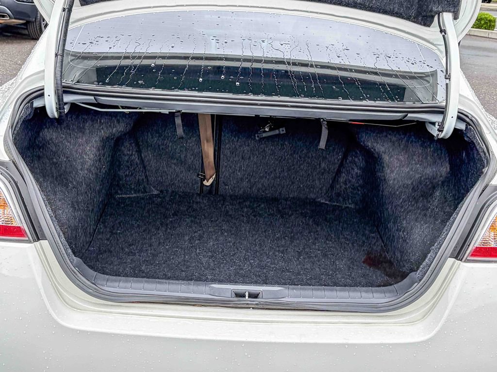 Used 2015 Nissan Altima 2.5 SV w/ Convenience Package image 54