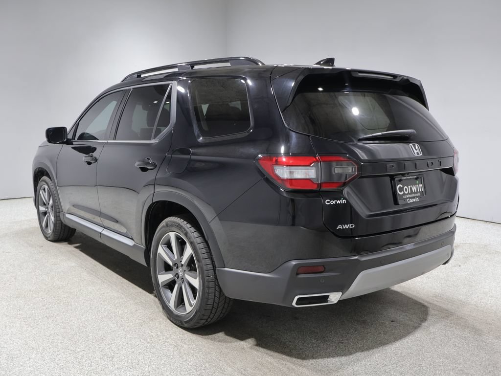 Used 2024 Honda Pilot Elite image 5