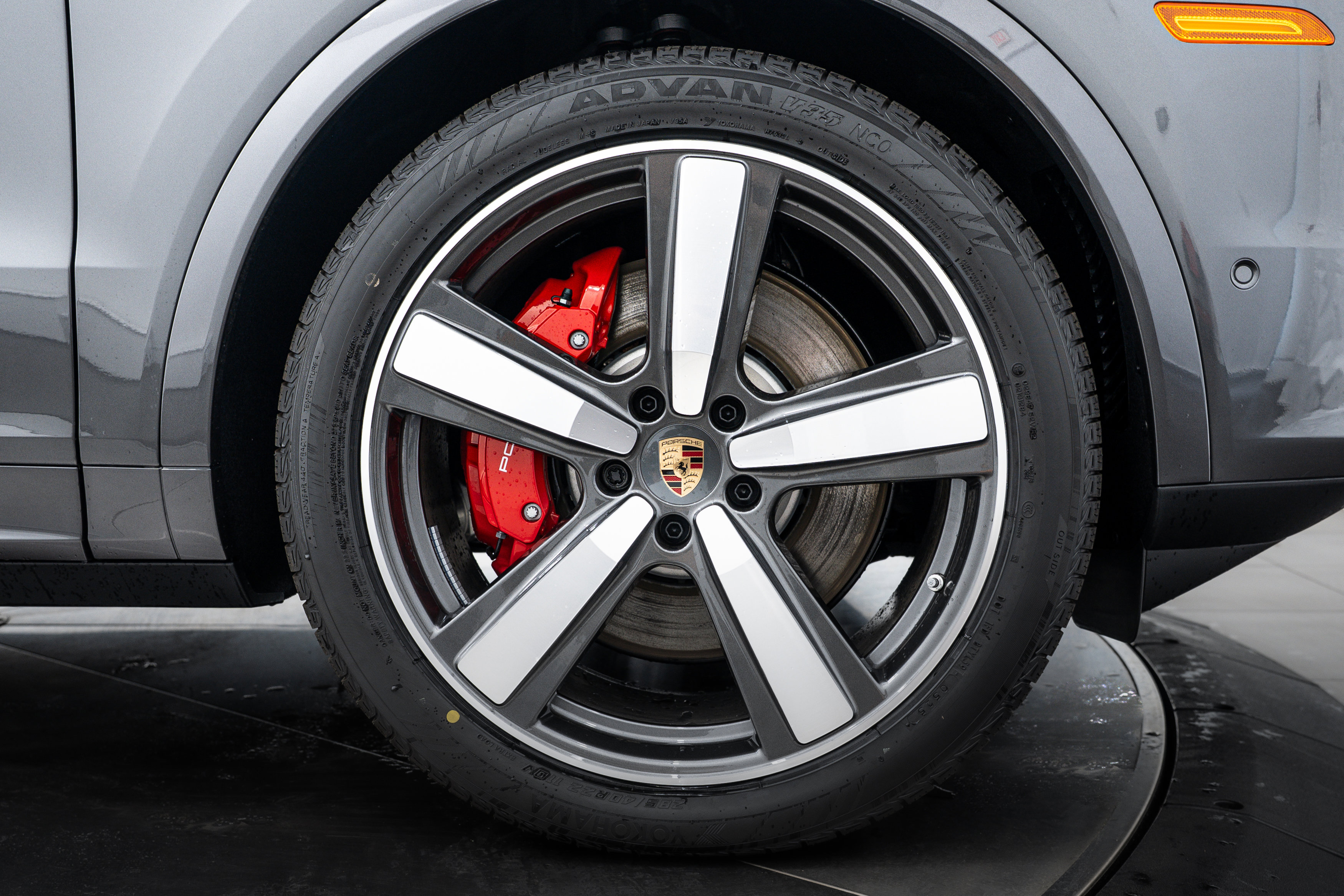 New 2026 Porsche Cayenne S image 11