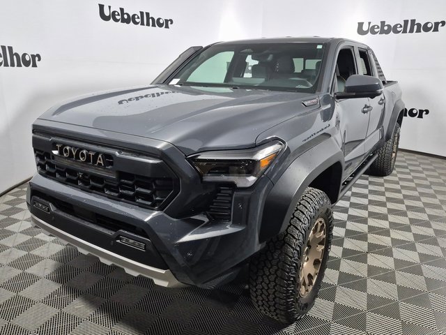 New 2025 Toyota Tacoma Trailhunter image 3