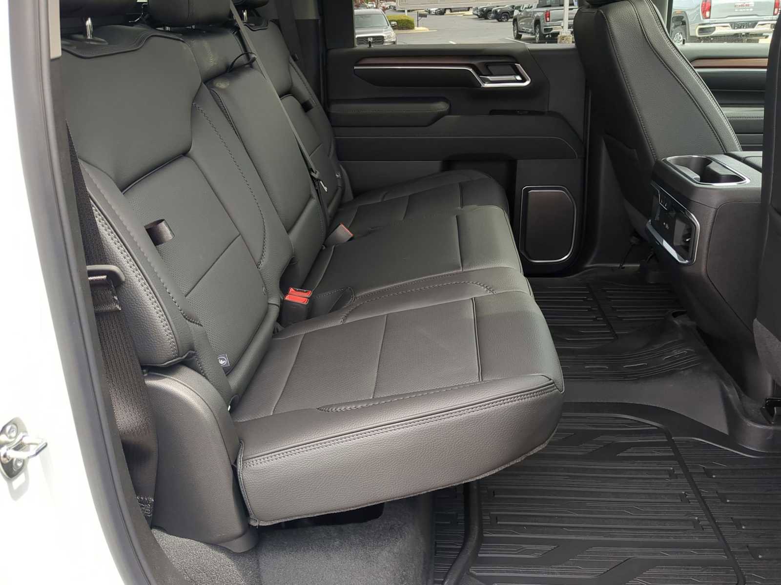 New 2026 GMC Sierra 2500 Denali w/ Denali Reserve Package AWD/4WD image 29