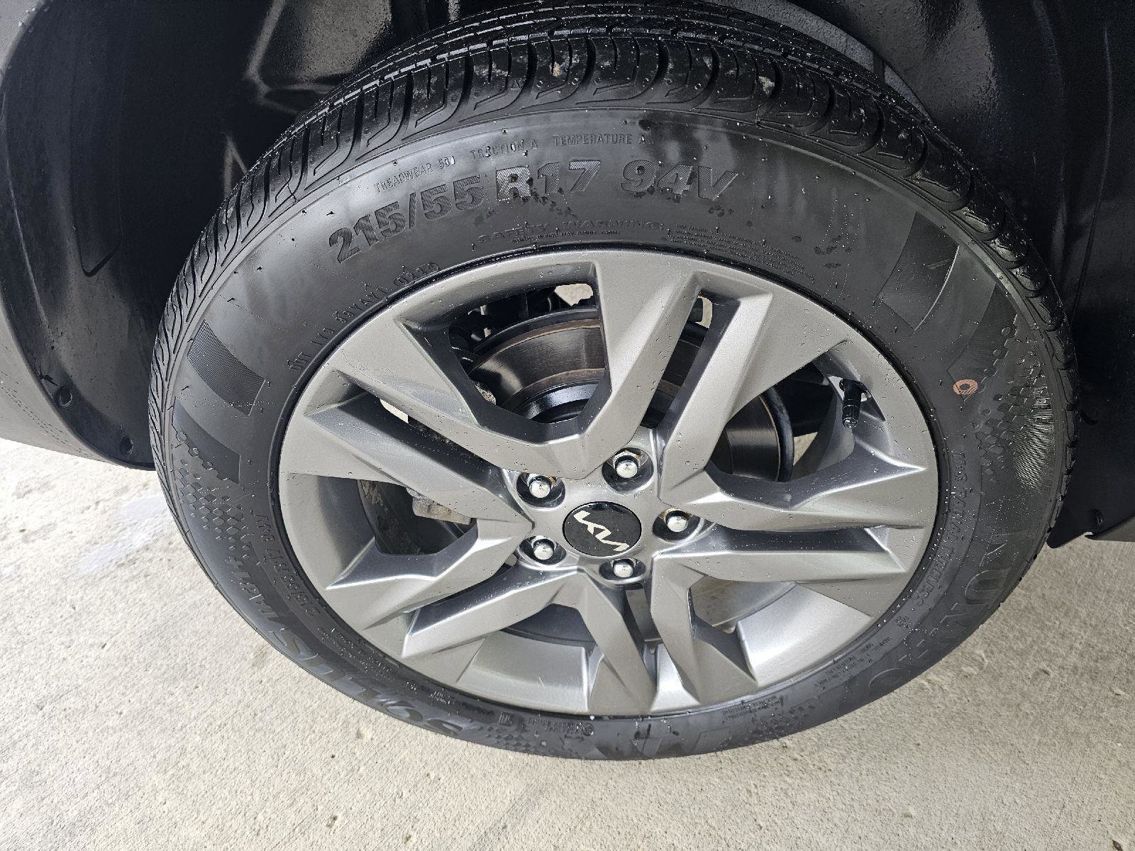 Used 2023 Kia Seltos LX image 10