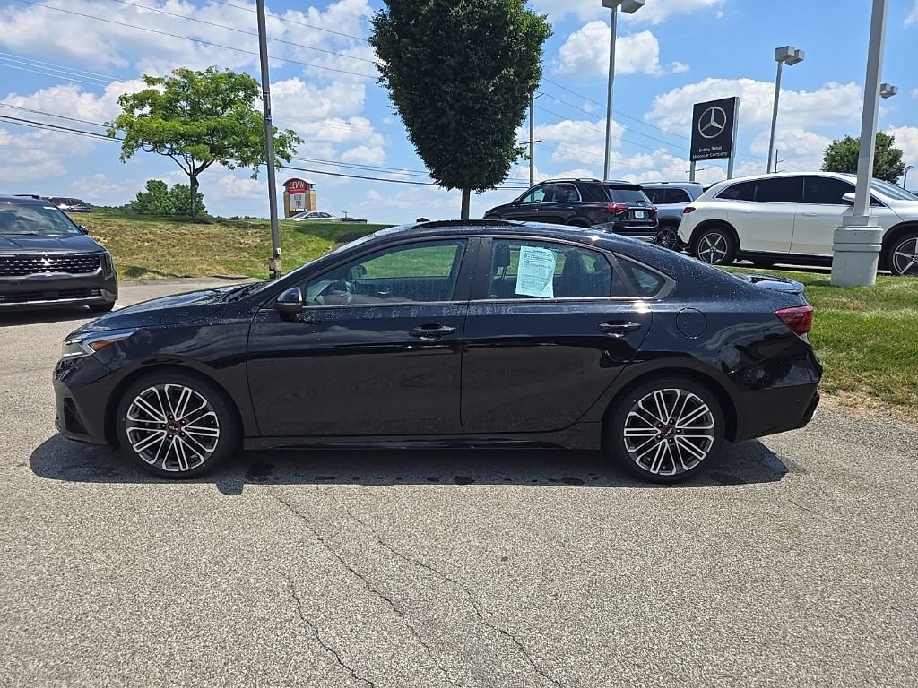 Certified 2022 Kia Forte GT w/ GT Technology Package FWD image 7