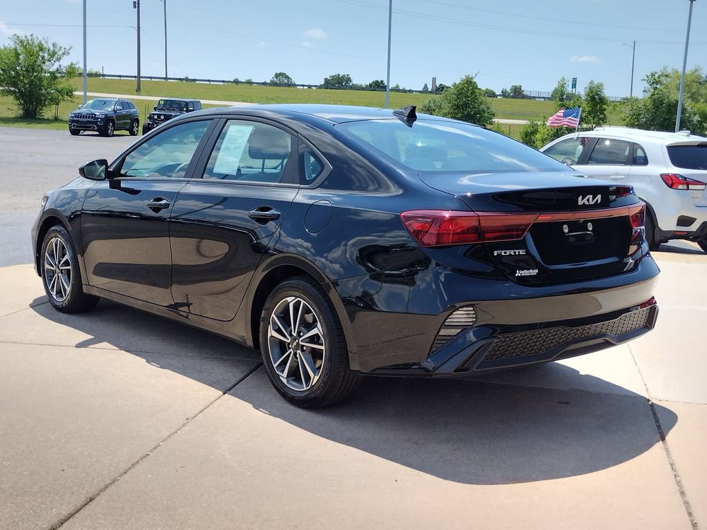 Used 2023 Kia Forte LXS FWD image 15