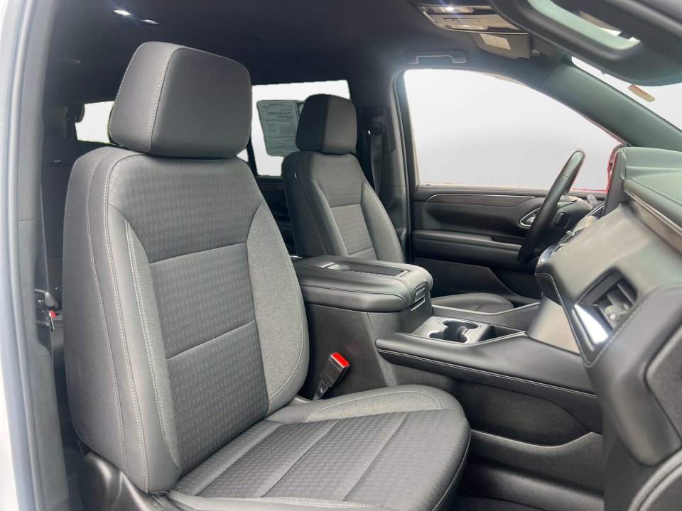 Used 2023 Chevrolet Tahoe LS AWD/4WD image 9