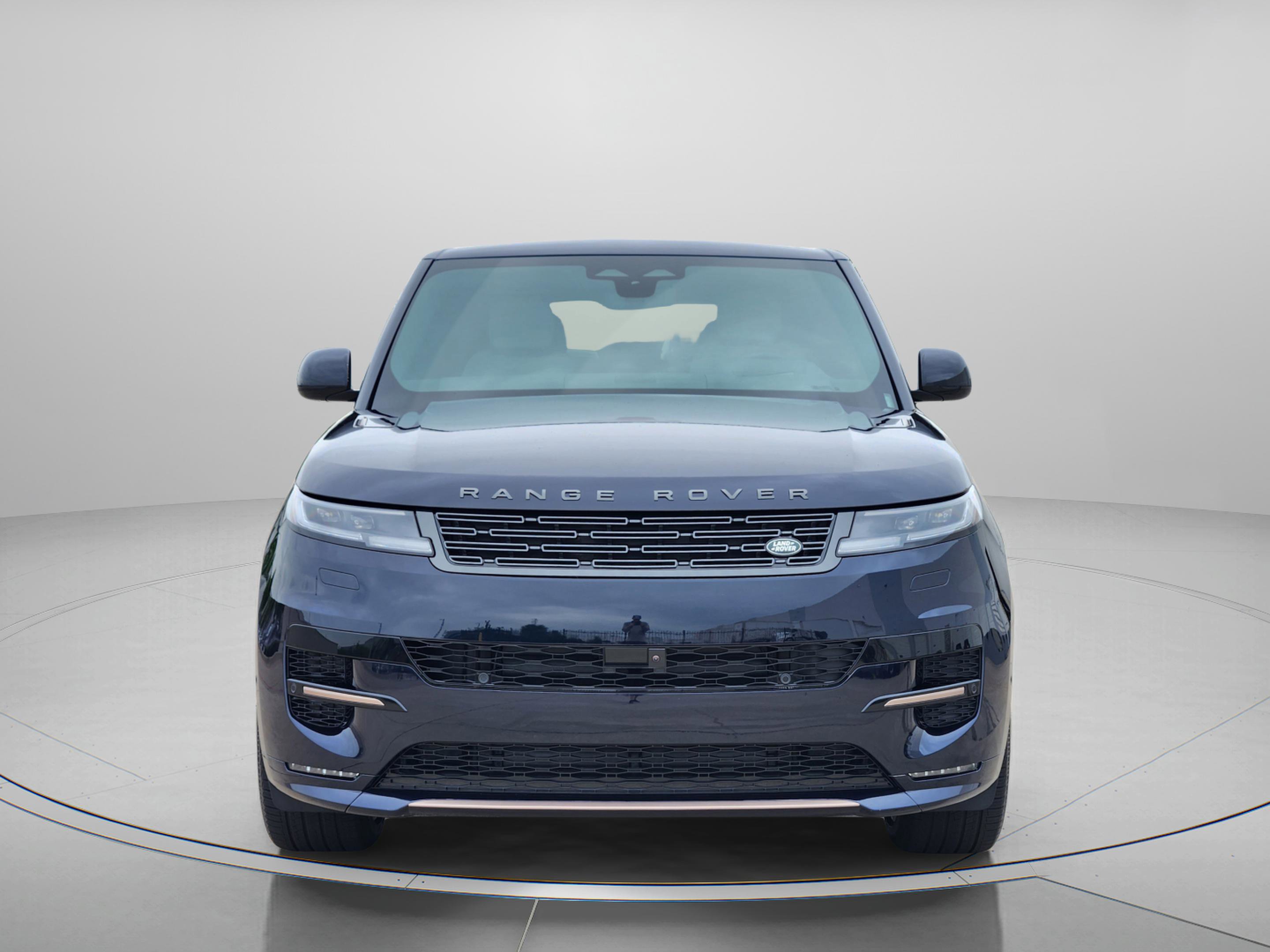 Certified 2026 Land Rover Range Rover Sport Dynamic SE AWD/4WD image 6