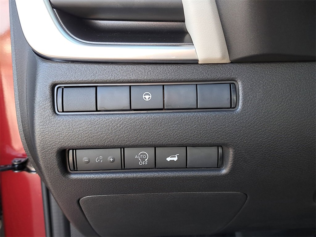 New 2026 Nissan Rogue SV image 25