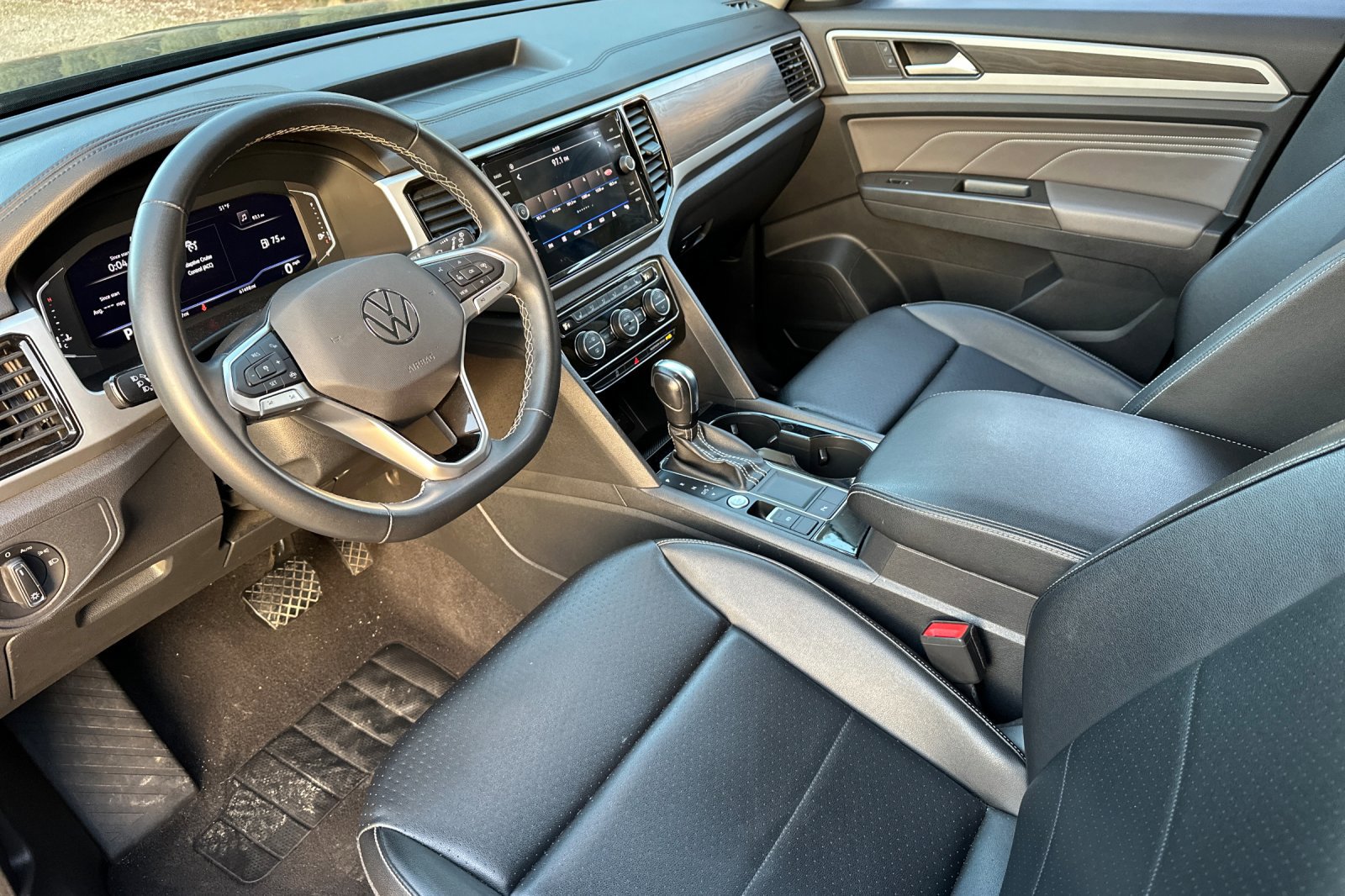 Certified 2022 Volkswagen Atlas SE image 10