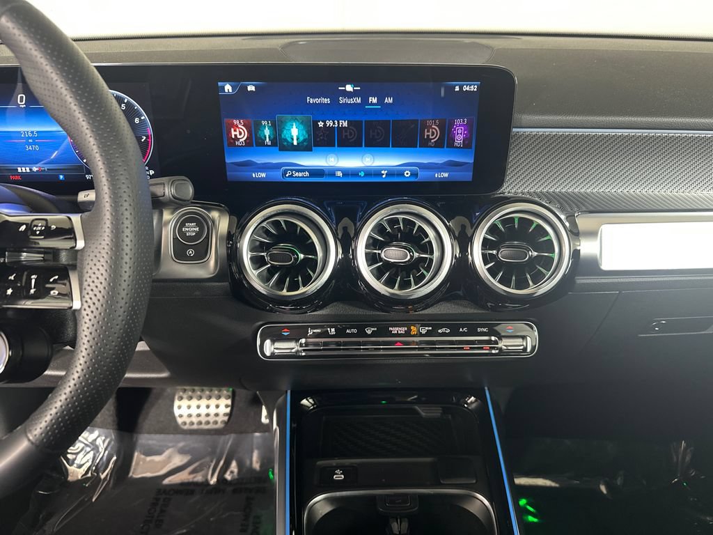 Certified 2026 Mercedes-Benz GLB 35 AMG 4MATIC image 30