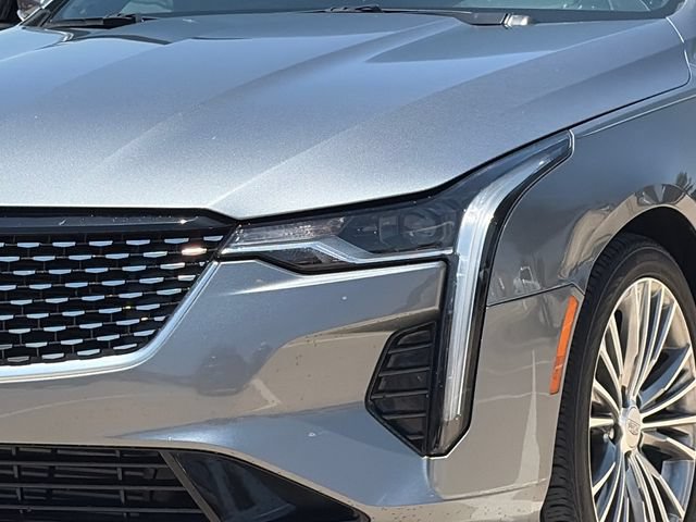 Used 2020 Cadillac CT4 Premium Luxury RWD image 4