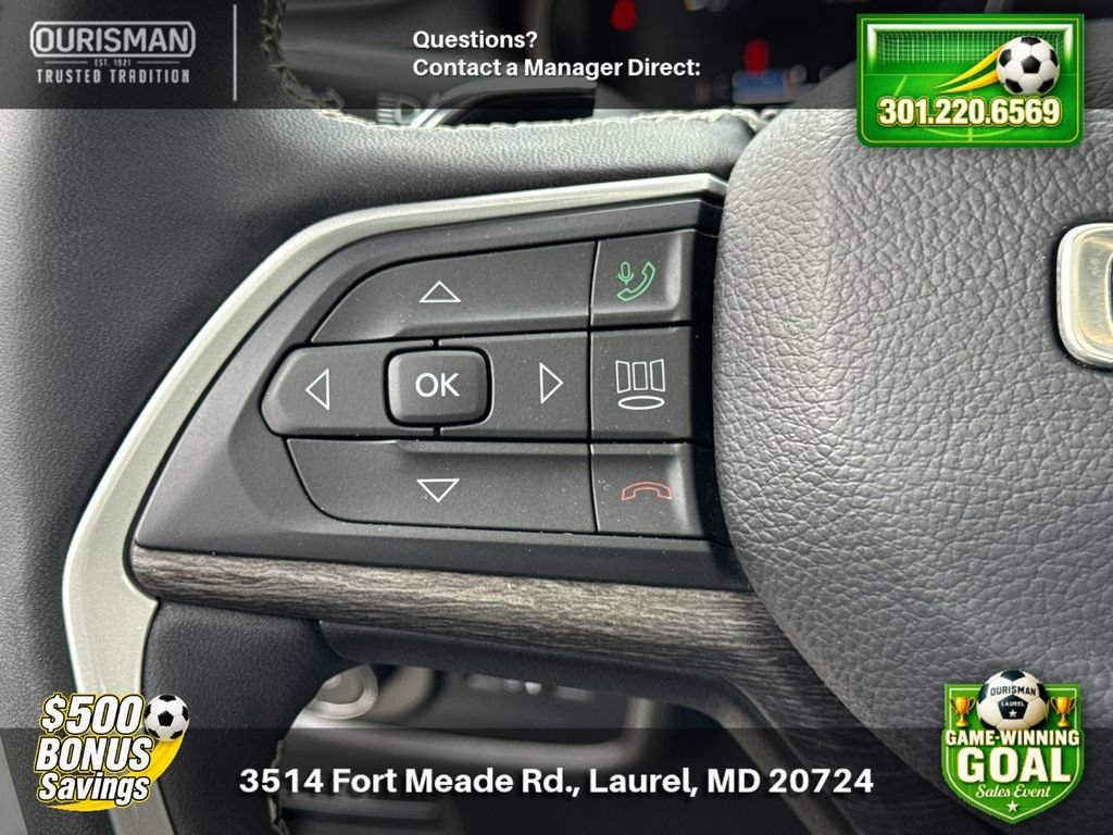 Used 2023 Jeep Grand Cherokee Limited AWD/4WD image 24