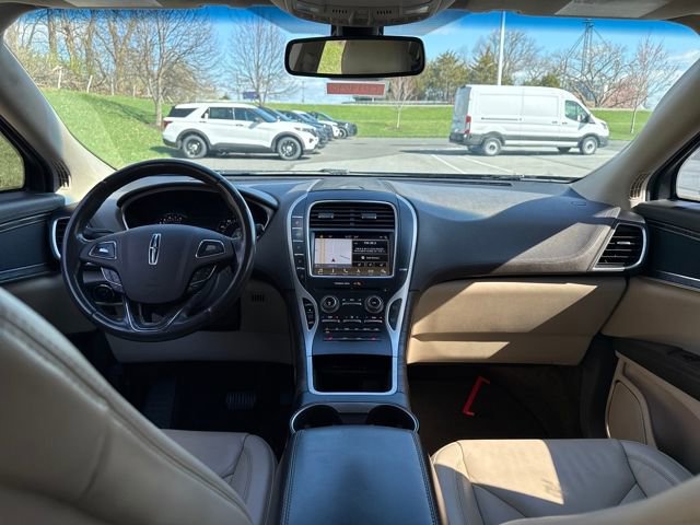 Used 2017 Lincoln MKX Select w/ Select Plus Package image 18