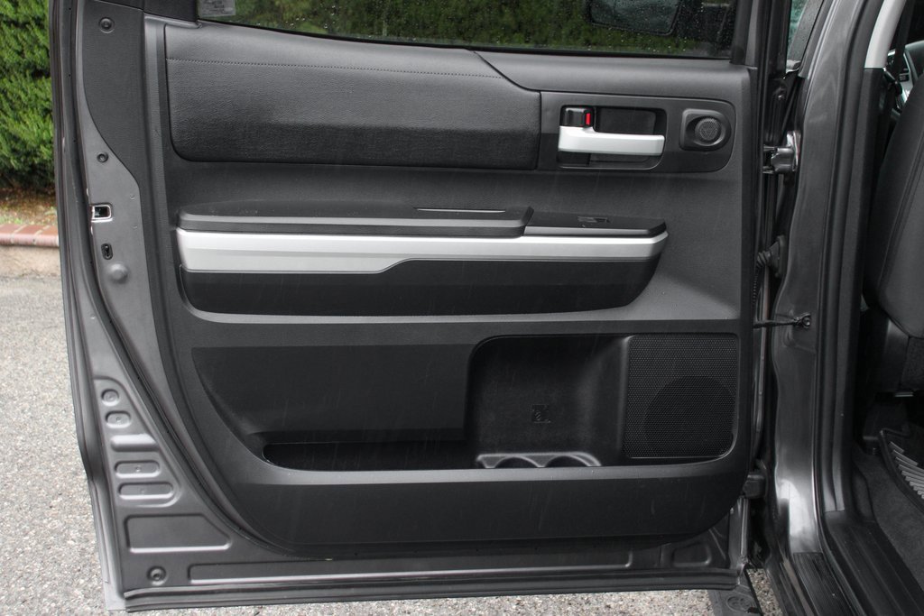 Used 2015 Toyota Tundra SR5 w/ TRD Off Road Package image 32