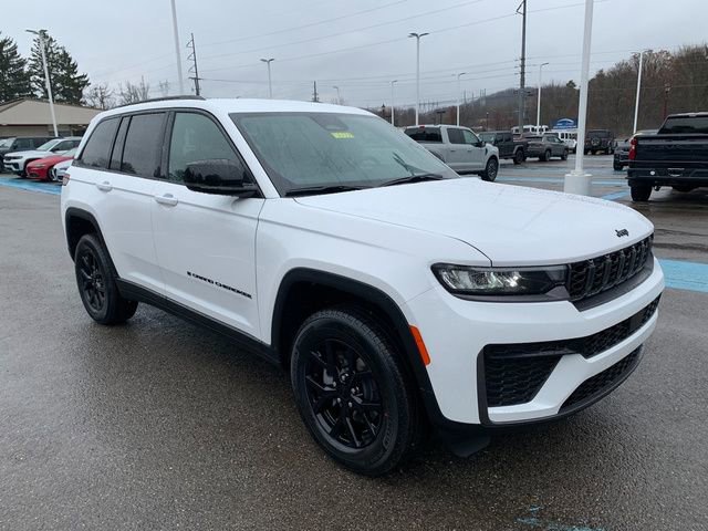 New 2026 Jeep Grand Cherokee Altitude AWD/4WD image 9