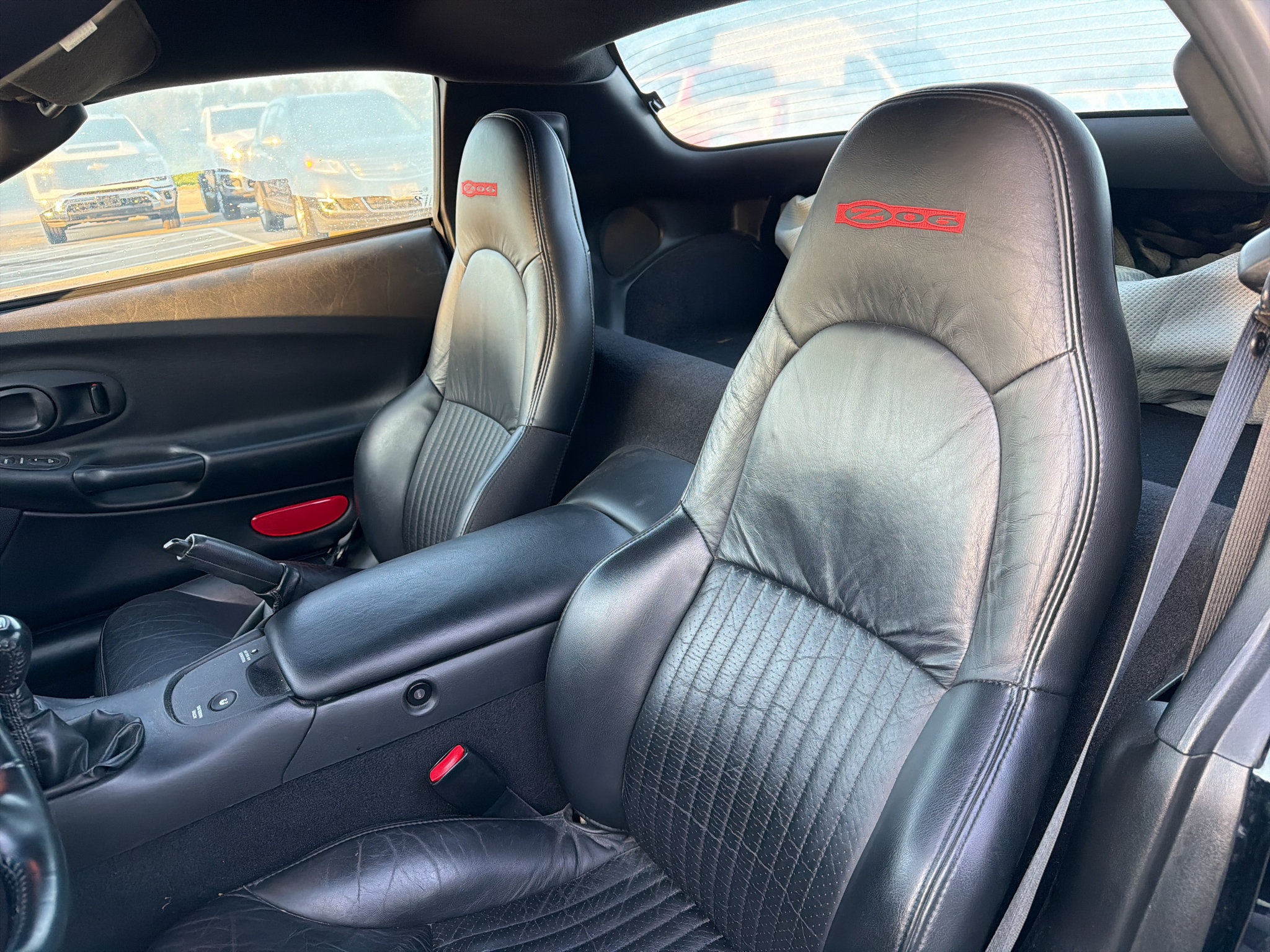 Used 2003 Chevrolet Corvette Z06 w/ Memory Package, 3 Drivers RWD image 10