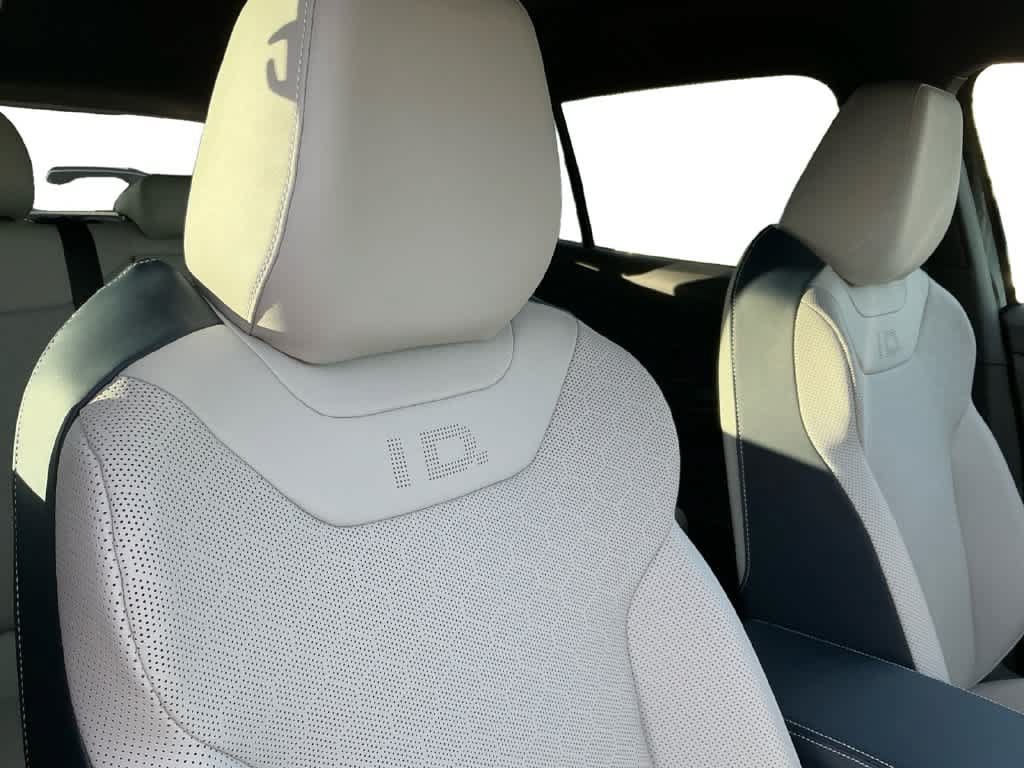 New 2026 Volkswagen ID.4 Pro S Plus AWD/4WD image 19
