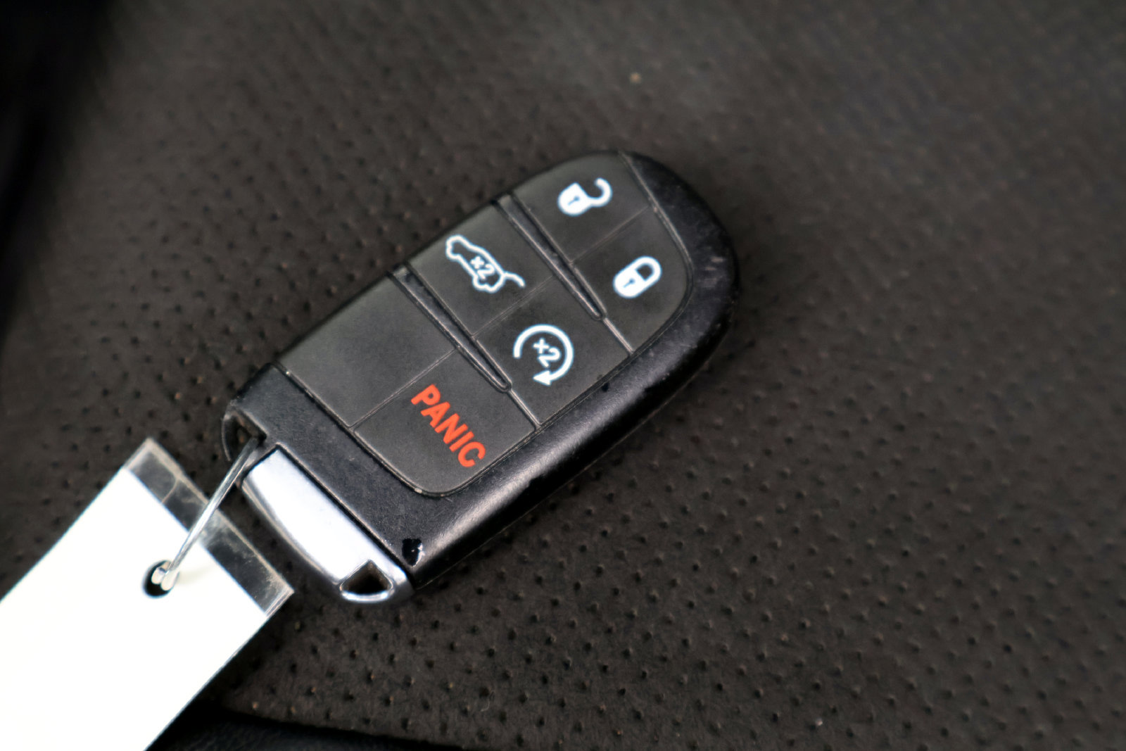 Used 2019 Jeep Grand Cherokee Altitude AWD/4WD image 29