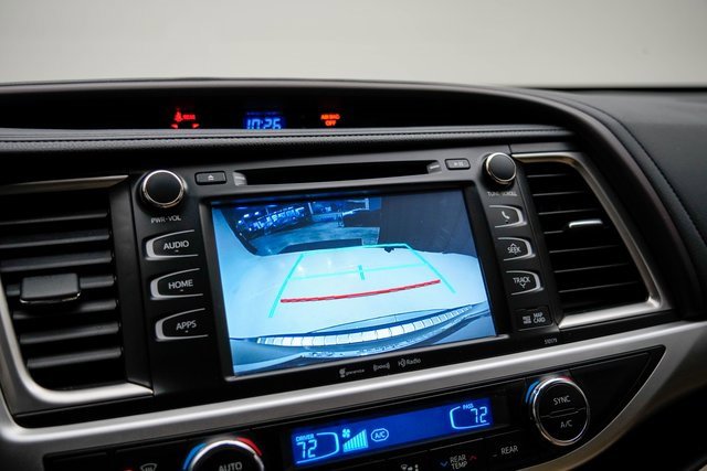 Used 2018 Toyota Highlander XLE image 22