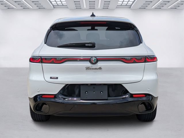 Used 2025 Alfa Romeo Tonale w/ Premium Package AWD/4WD image 5