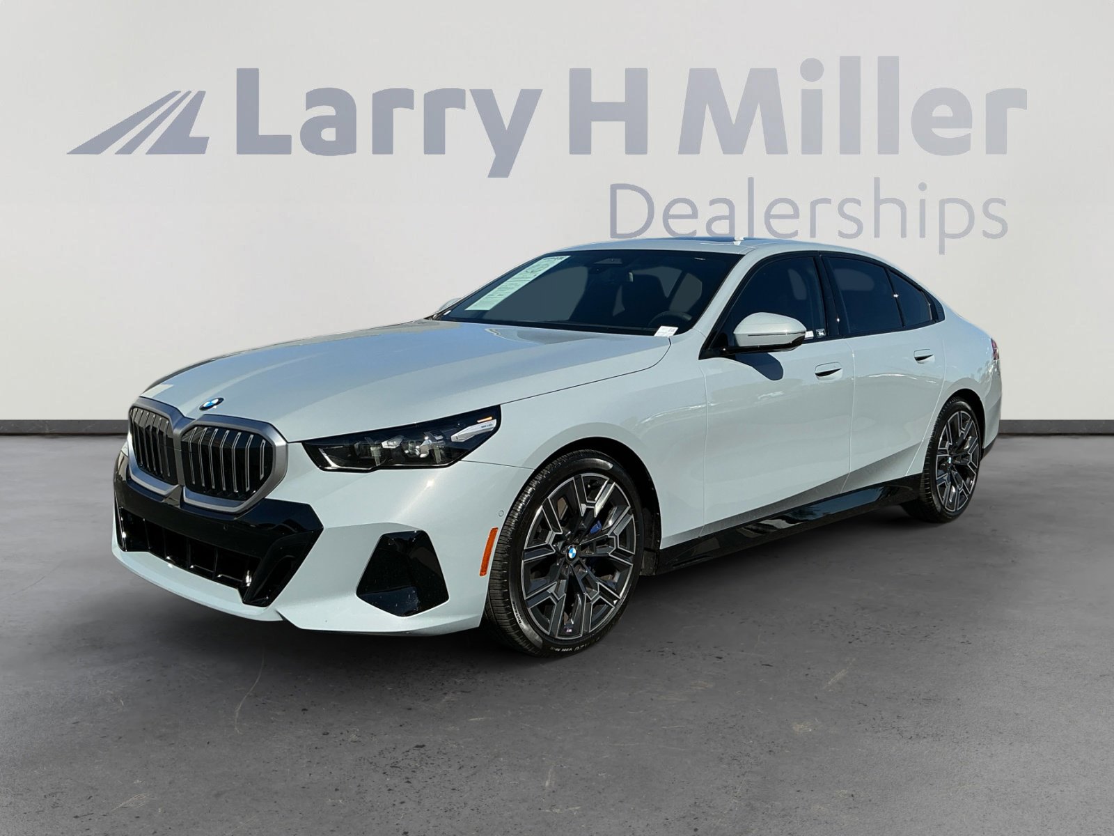 Used 2025 BMW 530i w/ M Sport Package