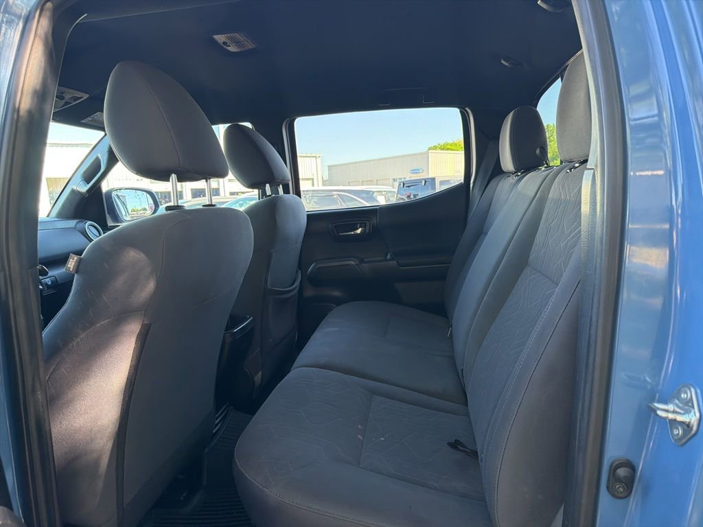 Used 2019 Toyota Tacoma TRD Off-Road image 25
