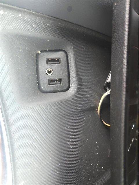 Used 2018 Buick Enclave Essence image 18