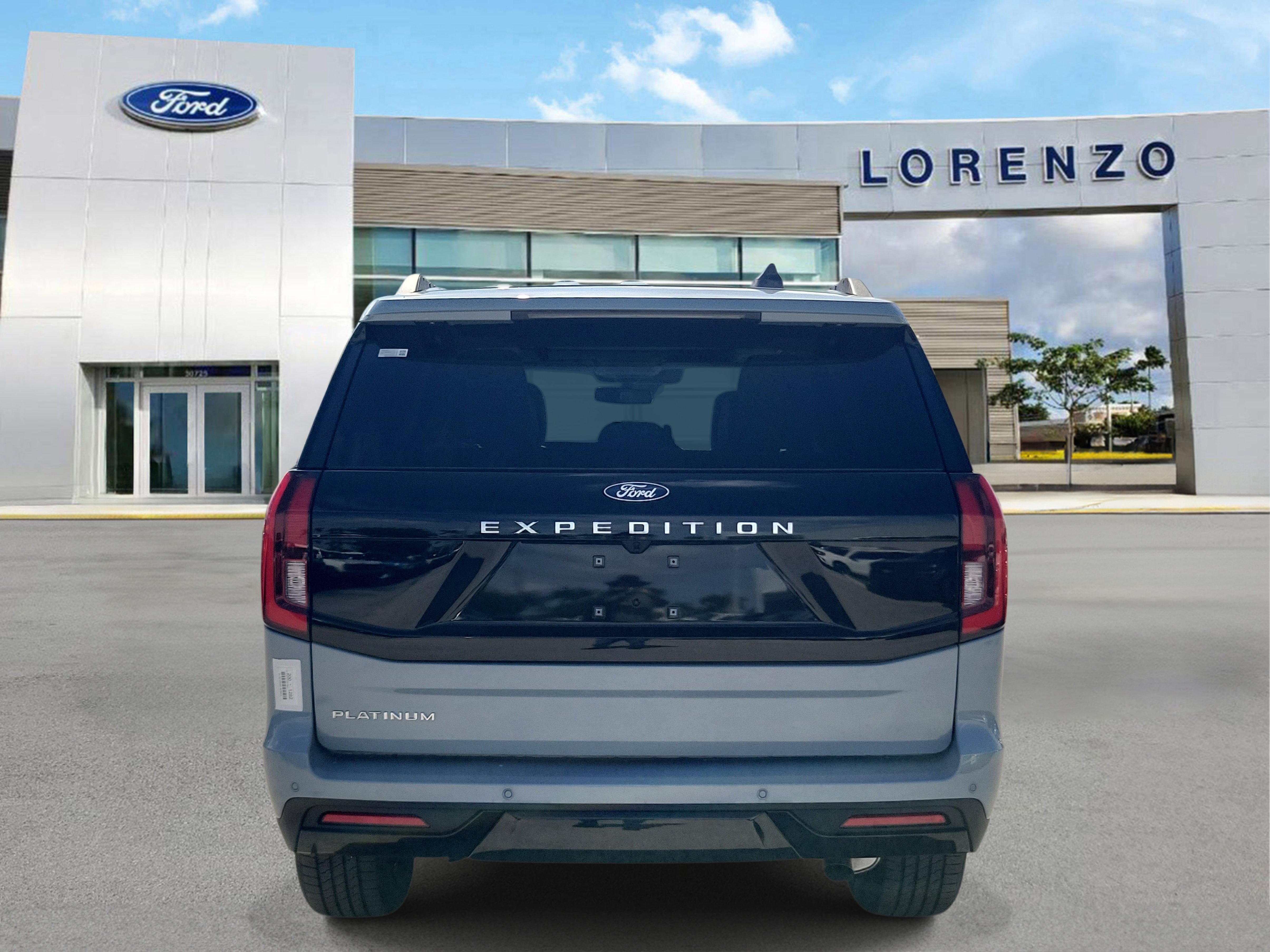 New 2027 Ford Expedition Platinum w/ Driver's Package RWD image 5