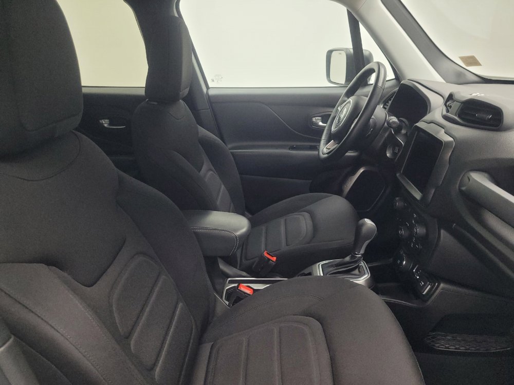 Used 2022 Jeep Renegade Latitude w/ Convenience Group image 21