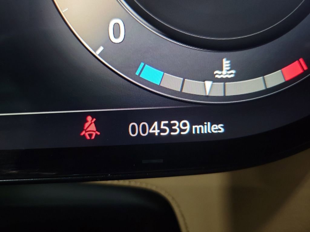 Used 2025 Land Rover Range Rover Sport Dynamic SE image 18