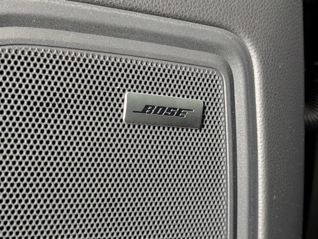 New 2026 Porsche Macan image 28