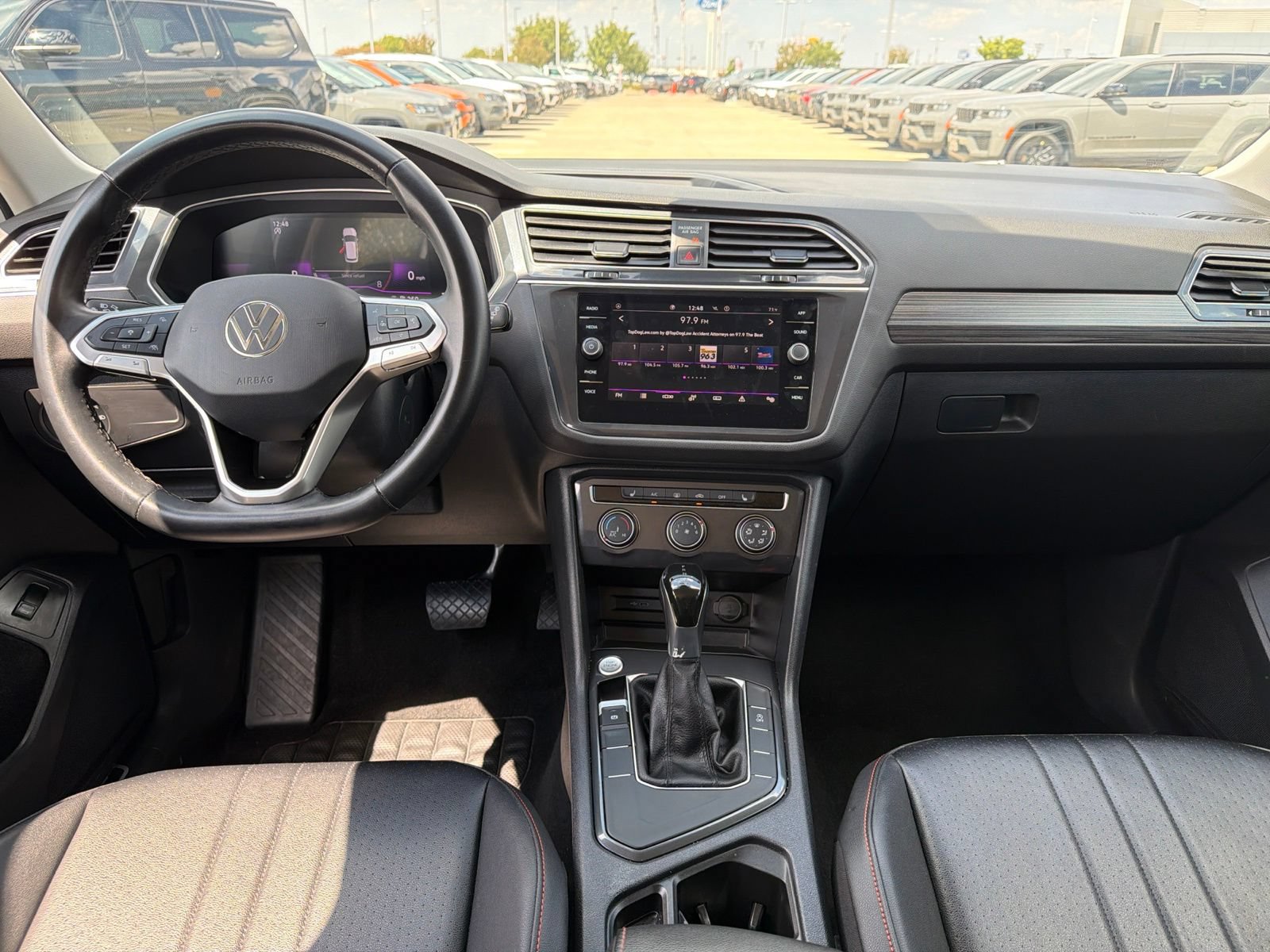 Used 2024 Volkswagen Tiguan SE FWD image 19
