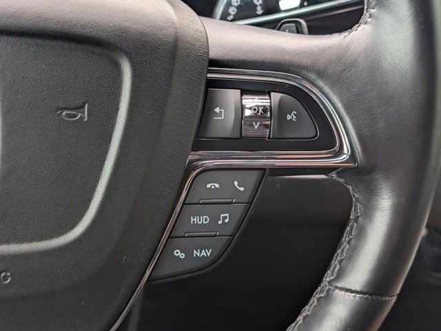 Used 2018 Lincoln Navigator Reserve w/ Technology Package image 24