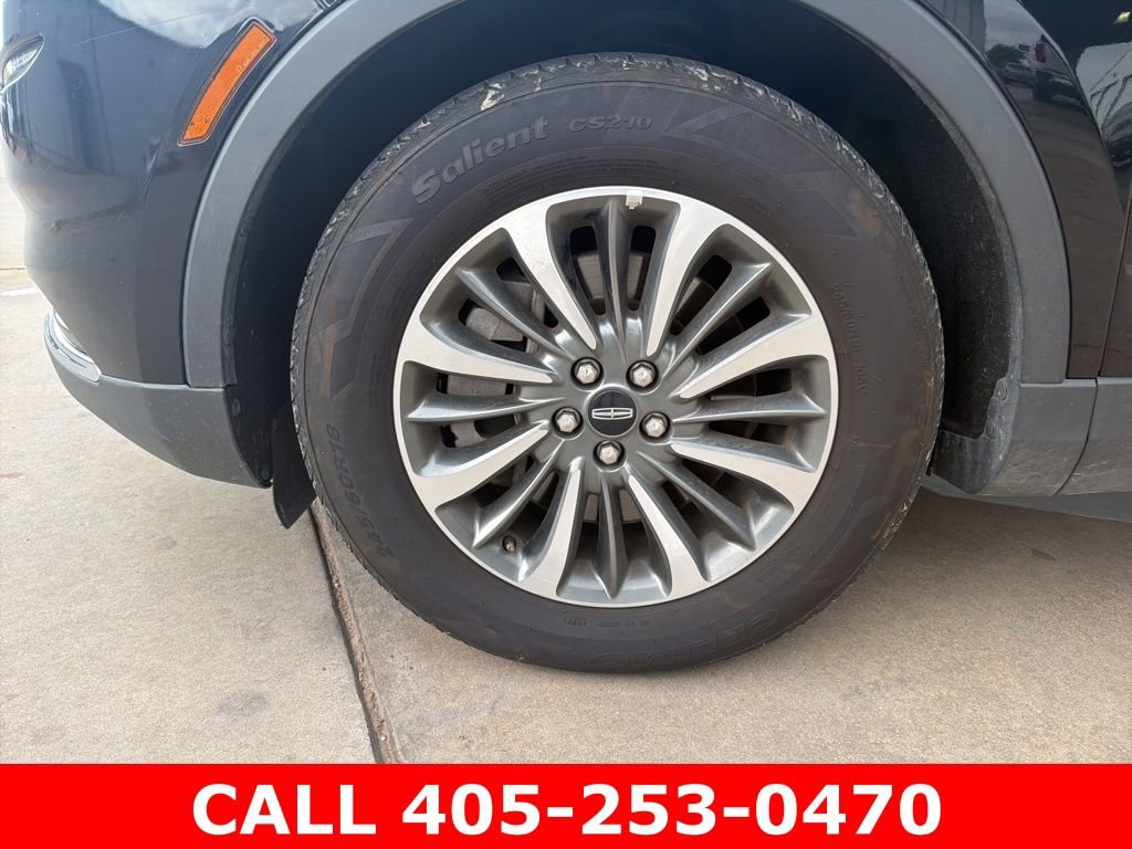 Used 2023 Lincoln Nautilus Reserve AWD/4WD image 7