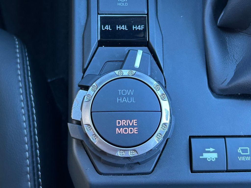 New 2025 Toyota 4Runner Limited image 33