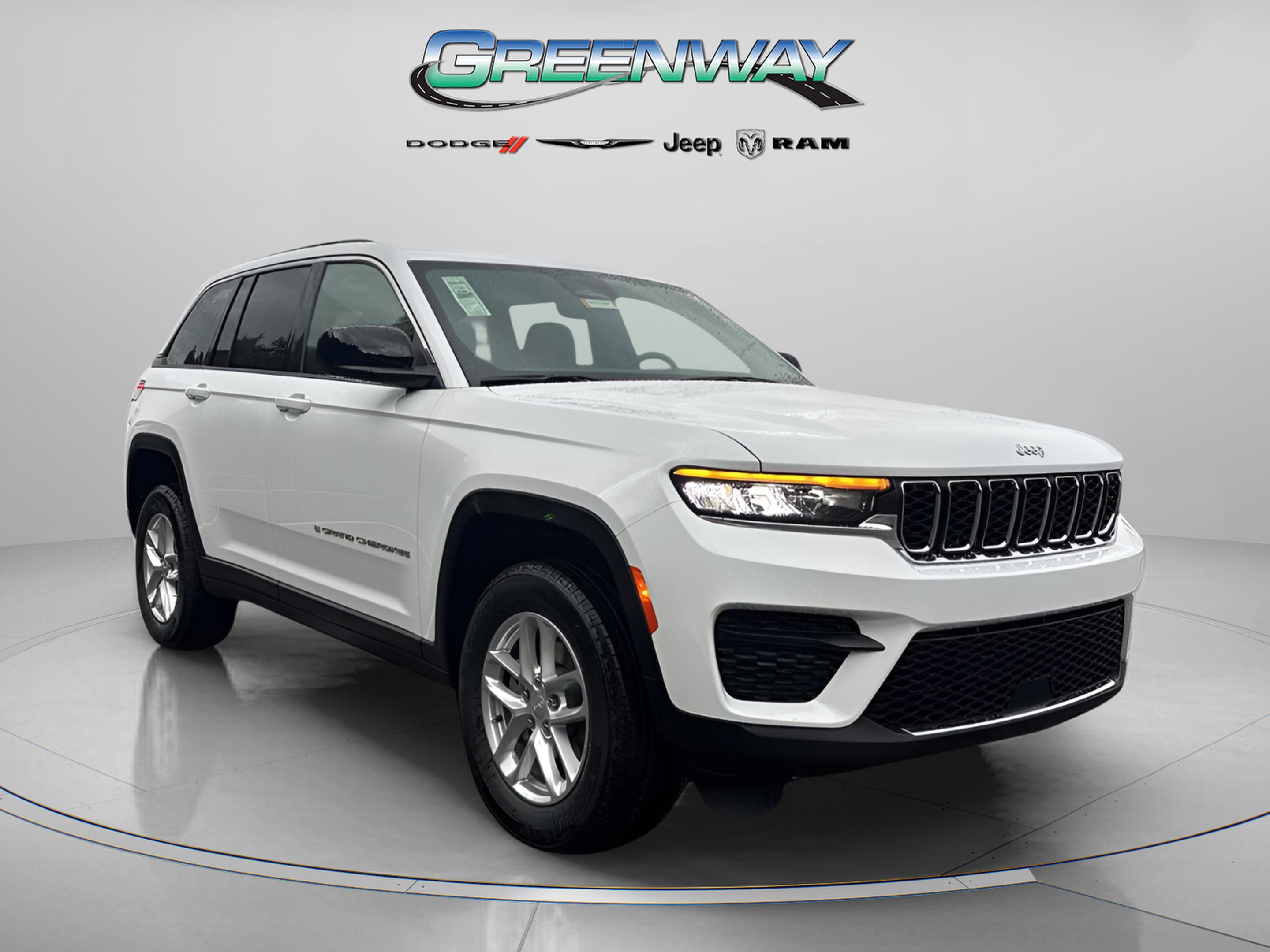 New 2025 Jeep Grand Cherokee Laredo X