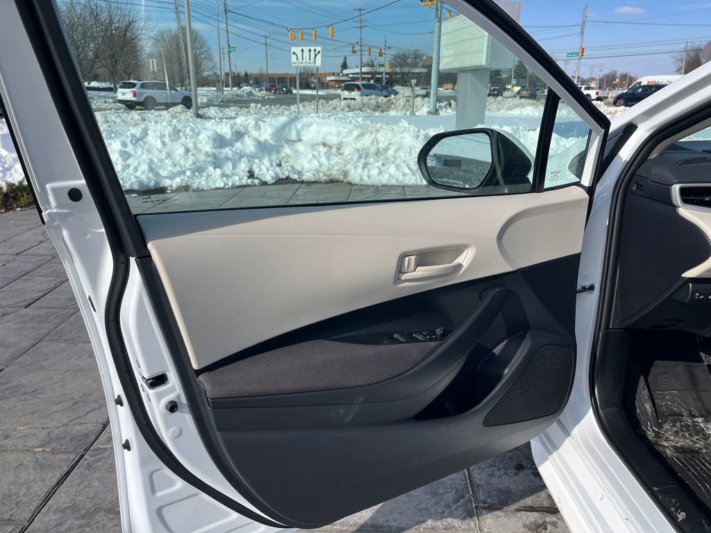 New 2026 Toyota Corolla LE image 11