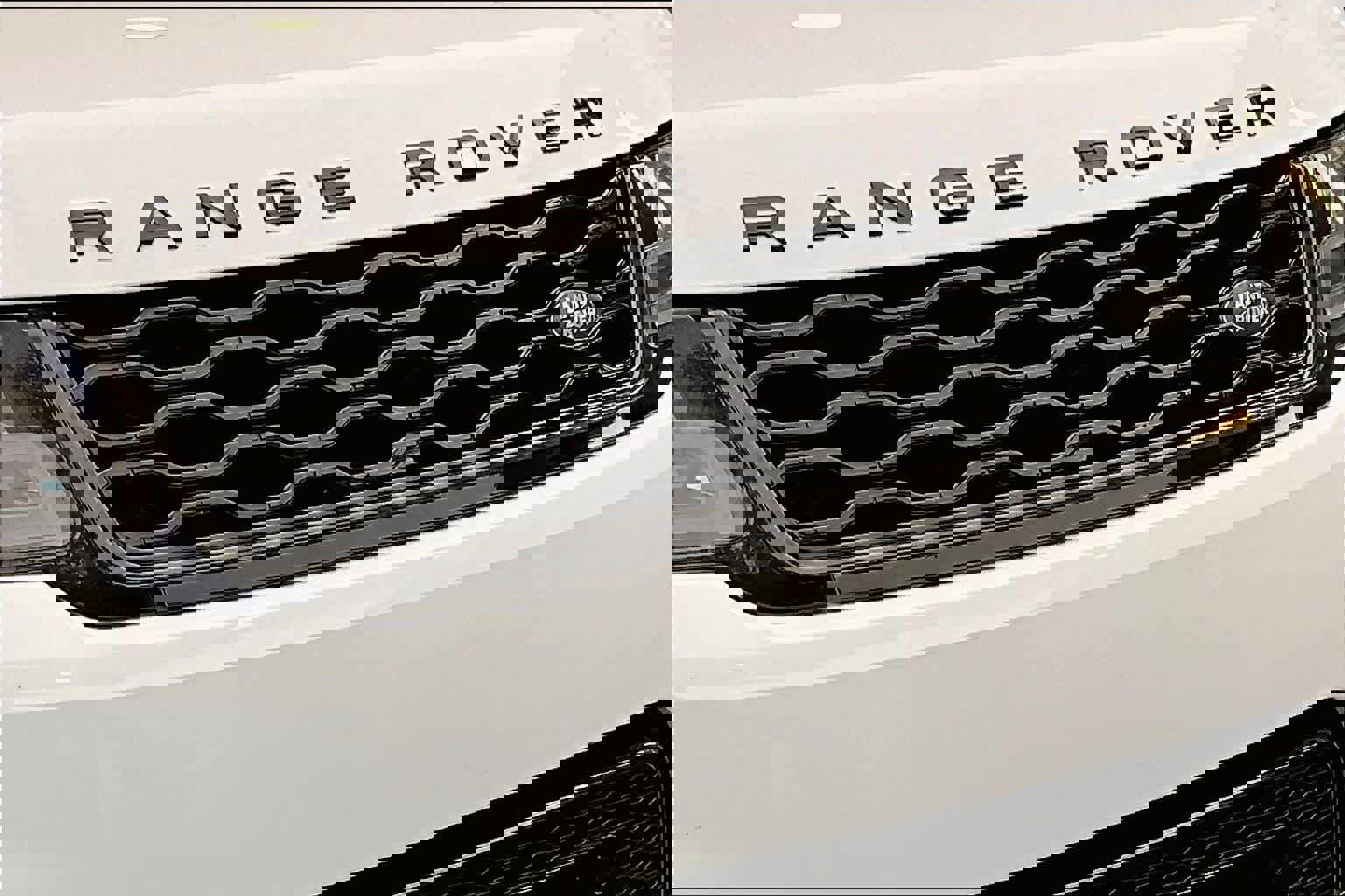 Used 2022 Land Rover Range Rover Sport HST image 32