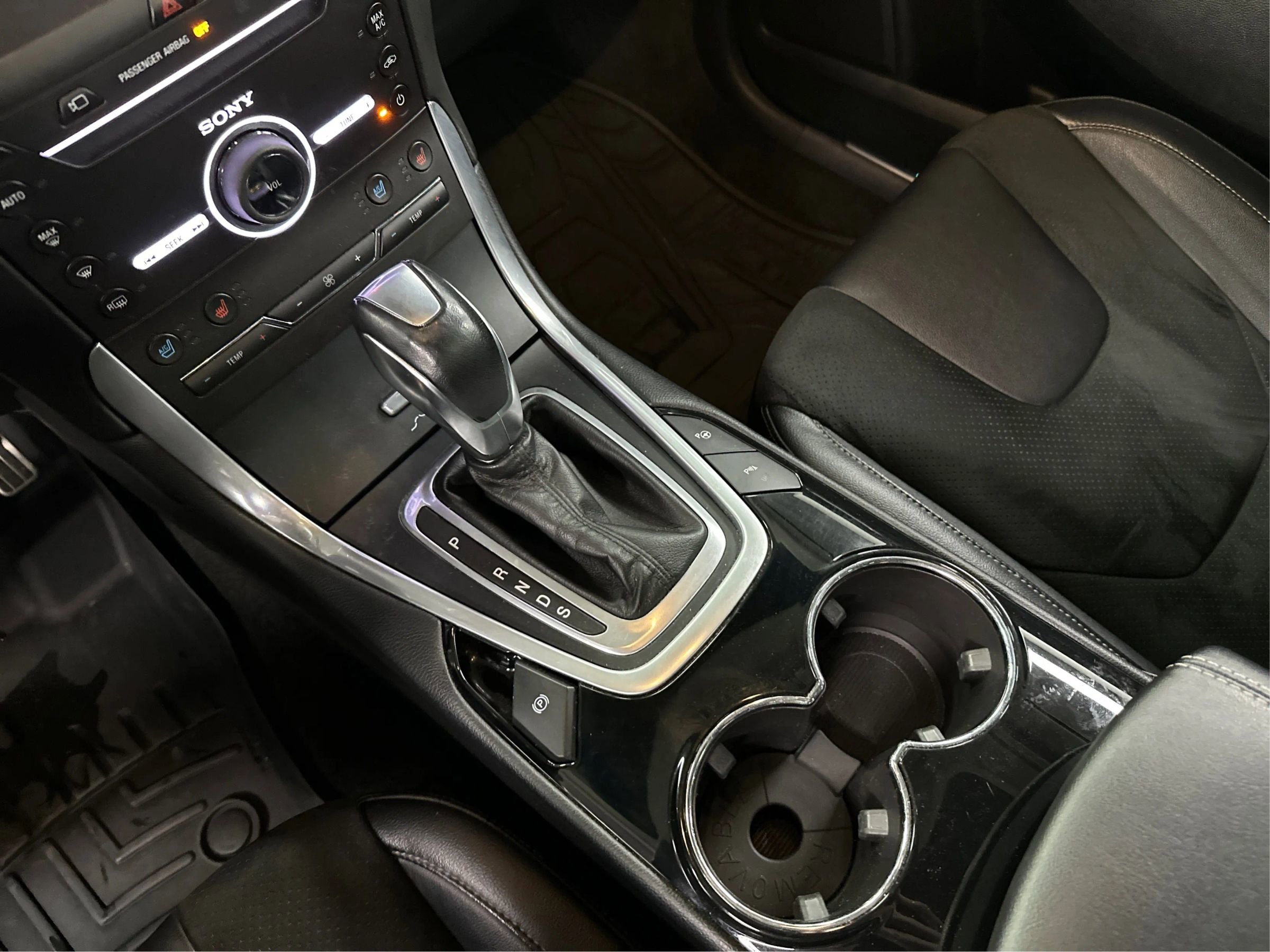 Used 2015 Ford Edge Sport w/ Equipment Group 401A image 16