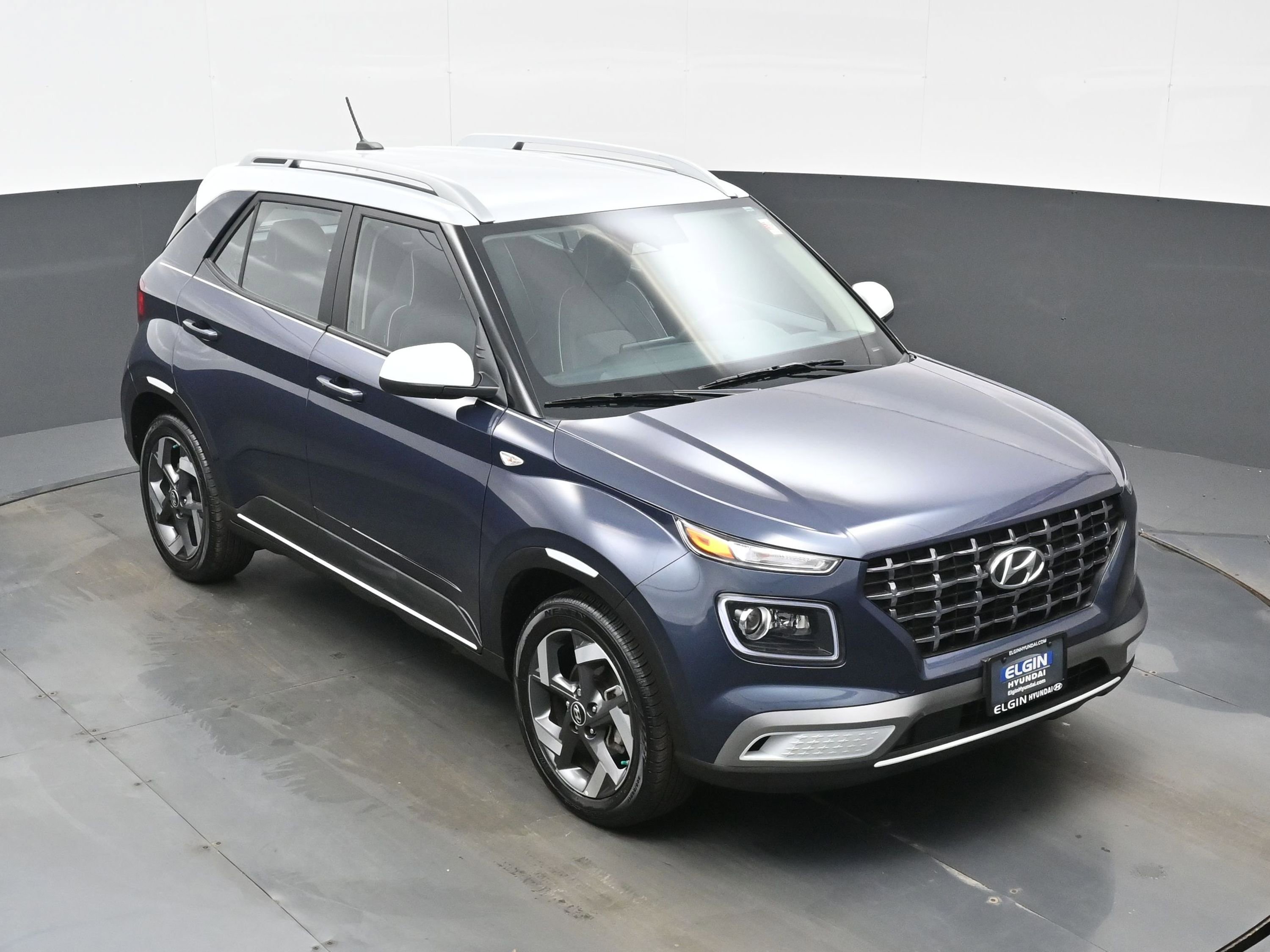 Certified 2025 Hyundai Venue Limited image 39