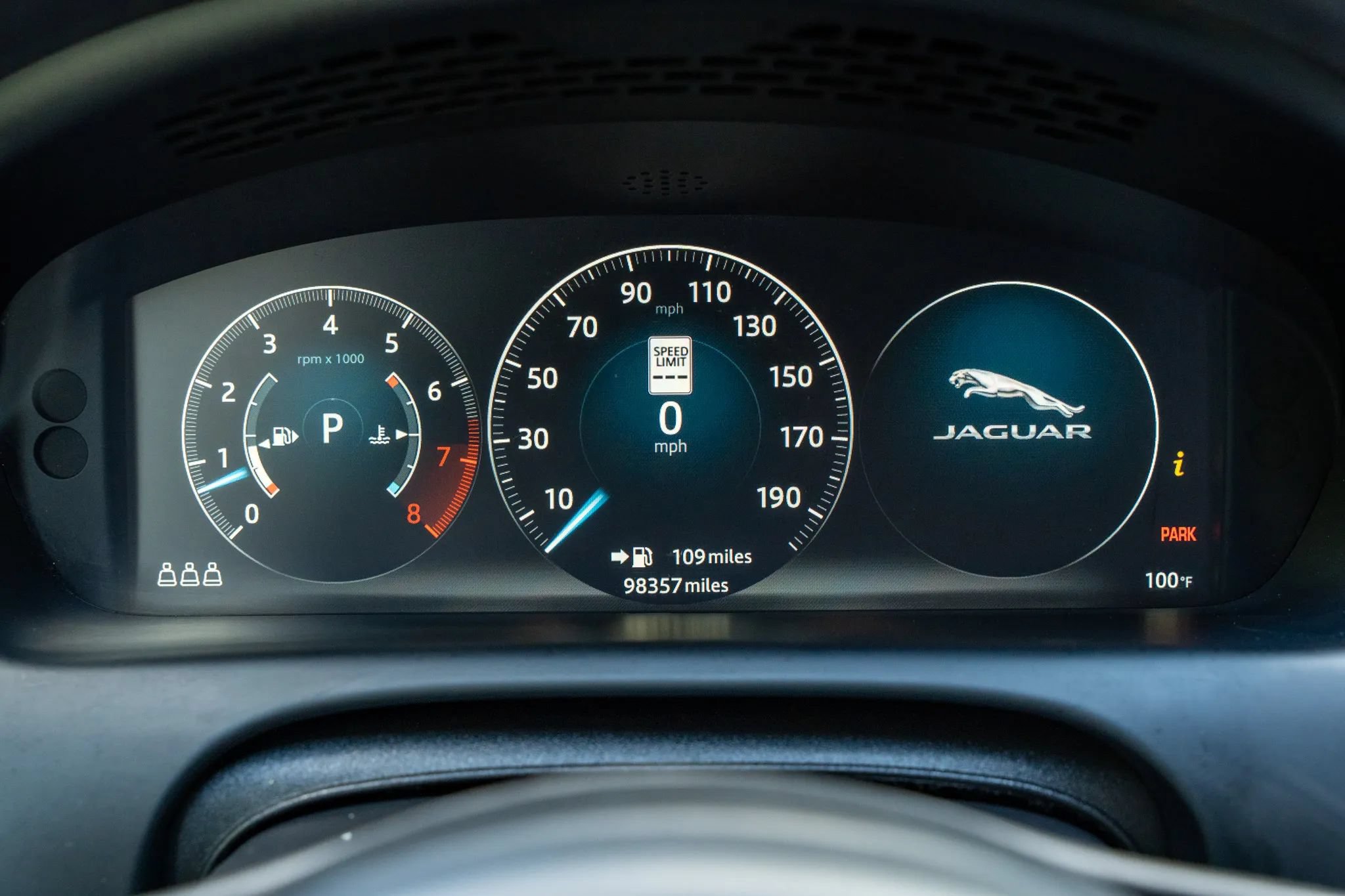 Used 2019 Jaguar XJ L Supercharged RWD image 19